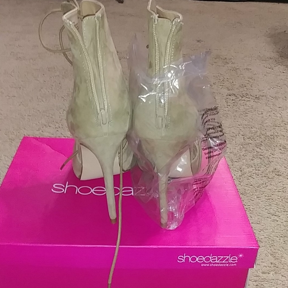 "BRAND NEW" Tan heel "Latie" - Picture 3 of 3